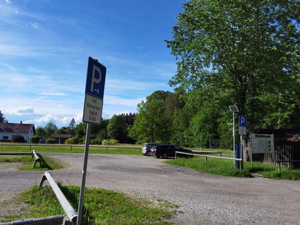 Der Osterseen Parkplatz am Torfwerk